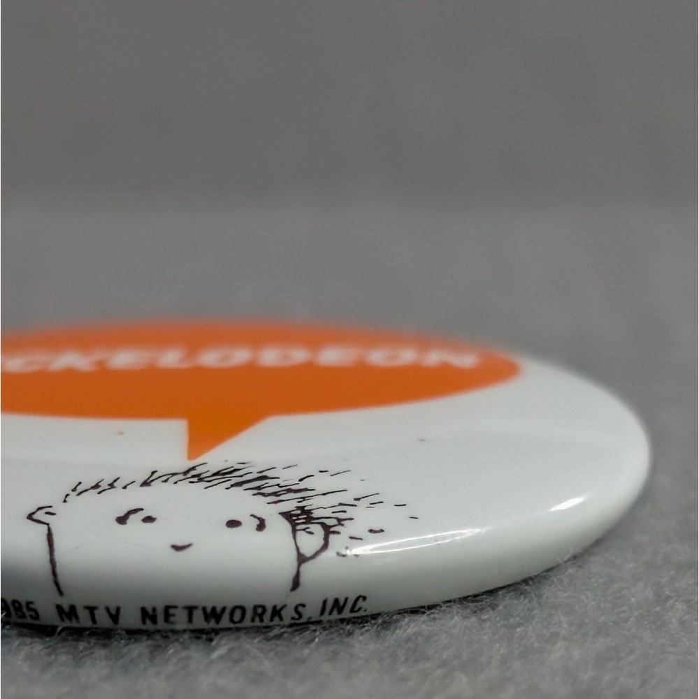 Rare 1985 Nickelodeon Pinny Mascot Pinback Button Early MTV Networks 80s - Picture 3 of 8
